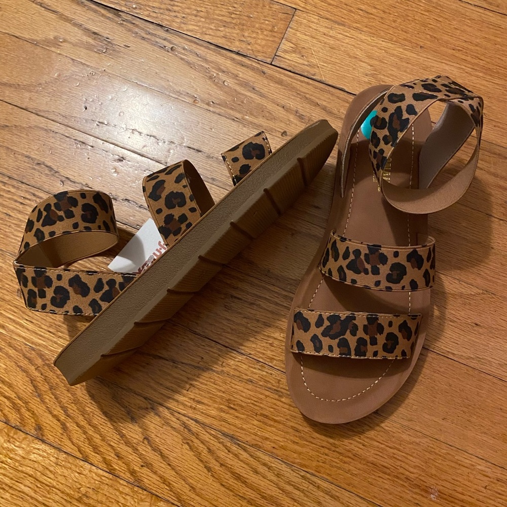 Cheetah Print Sandals New